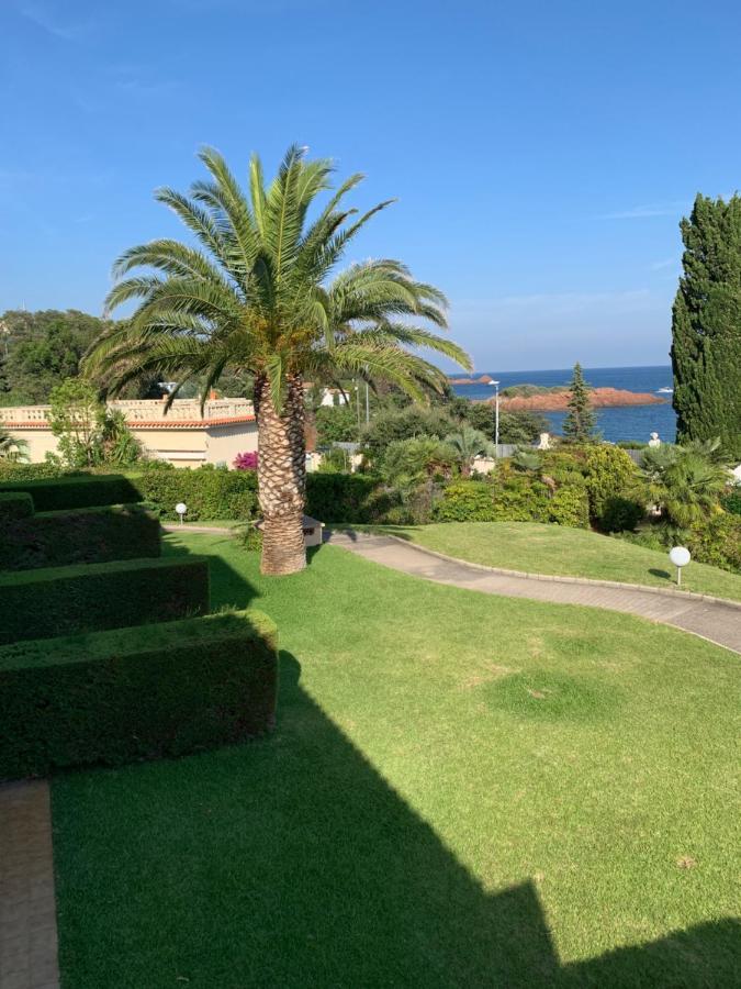 Appartement Vue Mer Domaine Arbore Saint-Raphaël Exterior foto